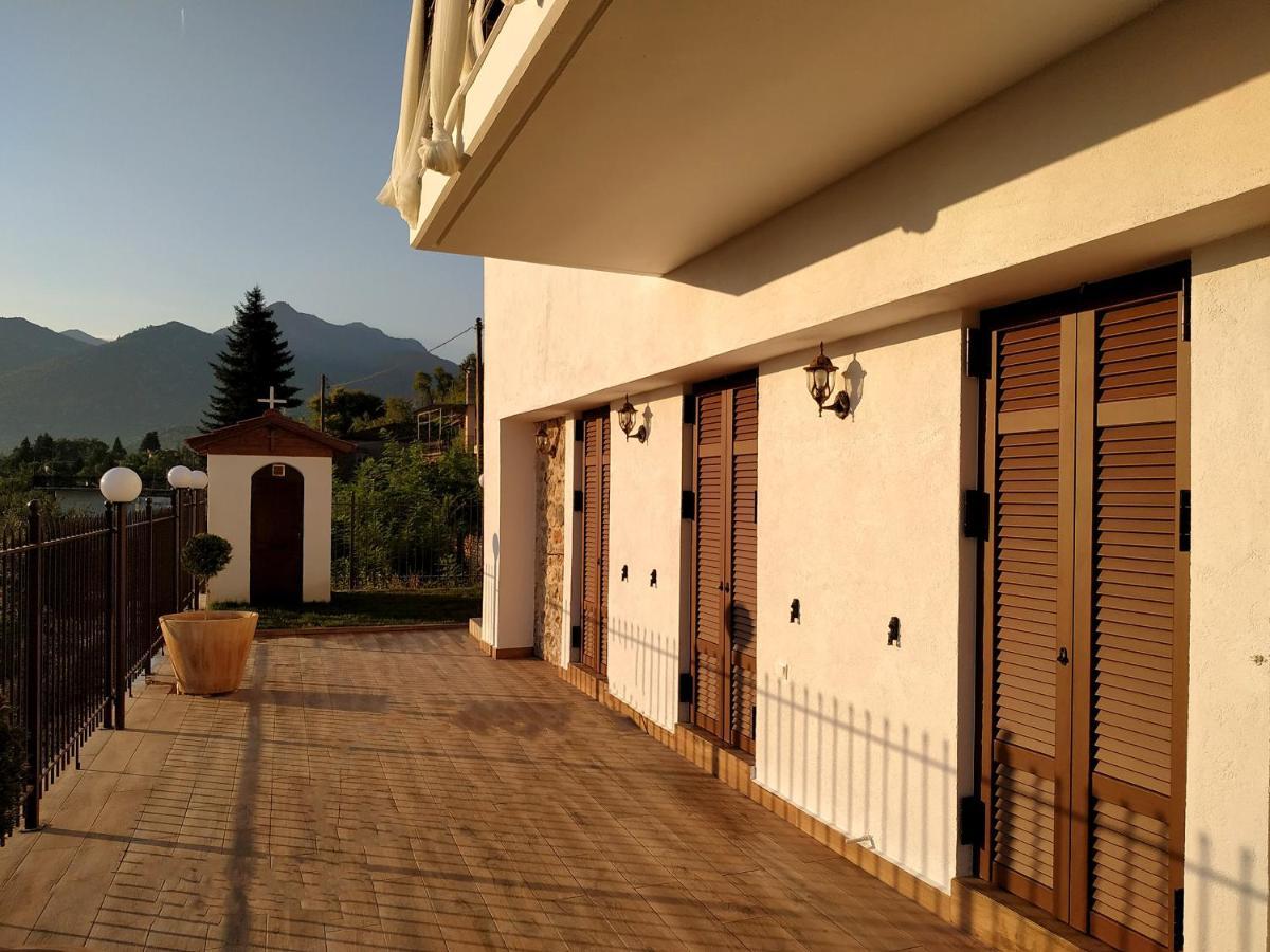 Villa Lilaia'S View Exterior foto